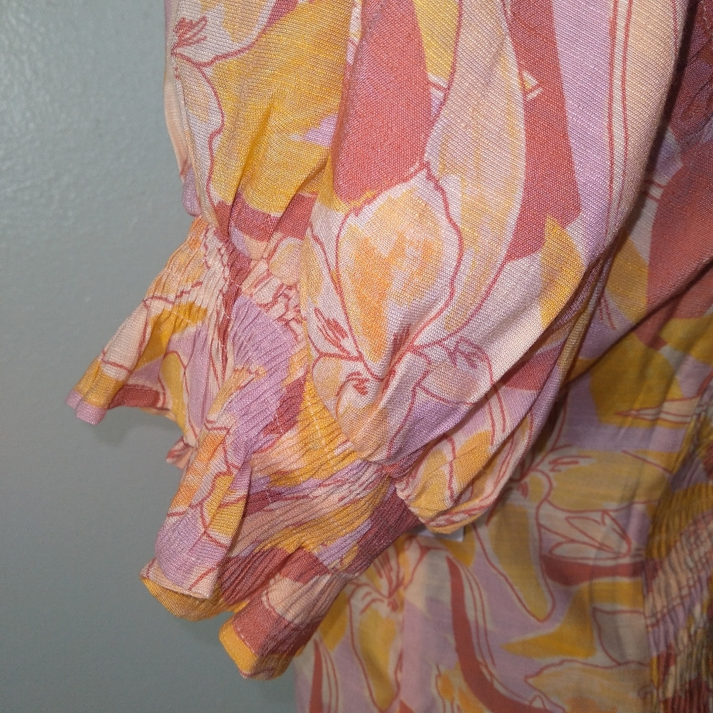 Nine West Wome's Twist Front Floral Puff Sleeve Top- Size Large - Picture 12 of 12